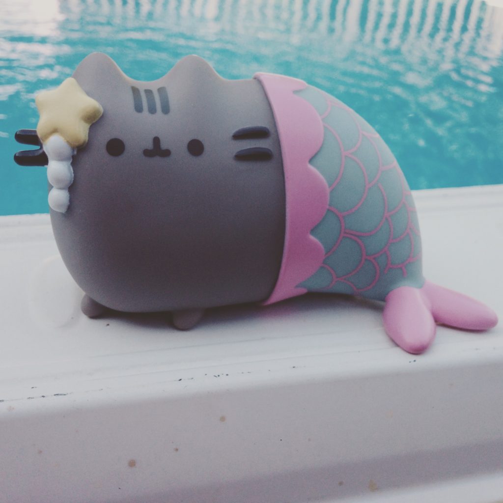 pusheen mini vinyl